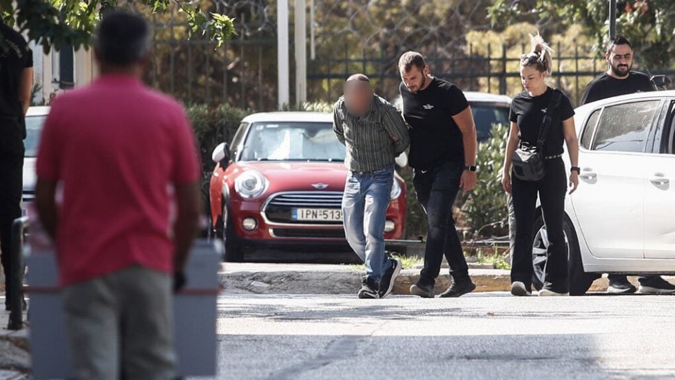 Ο 44χρονος κατηγορούμενος για τους πολλαπλούς βιασμούς 16χρονης στον Κολωνό.